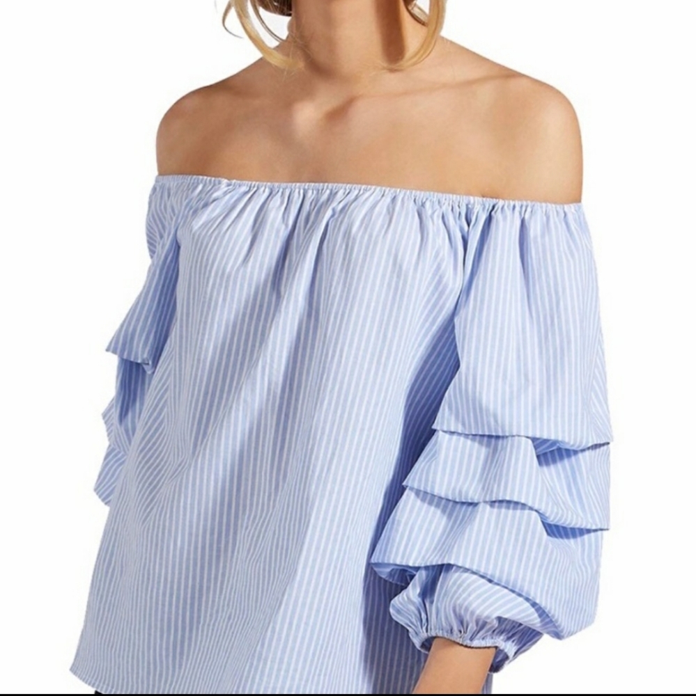 Avec Les Filles Striped OTS Gathered Sleeve Top